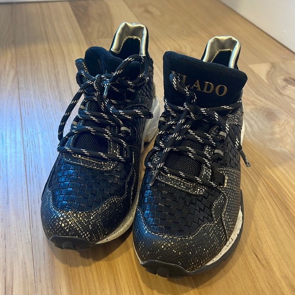 COPY - vlado cleo sneakers, size 8 - Picture 1 of 6